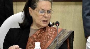 Sonia Gandhi calls for a meeting with Congress leaders, looks to end crisis